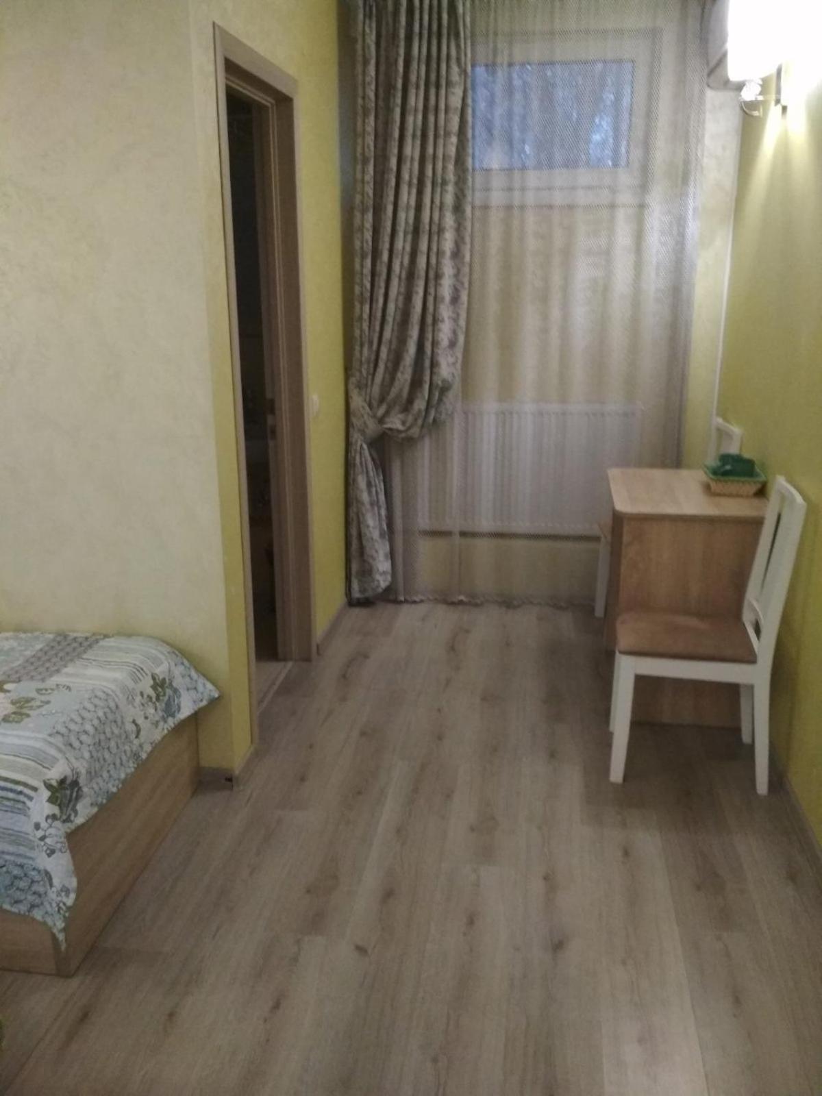 Arizona Hotel Ungvár Kültér fotó