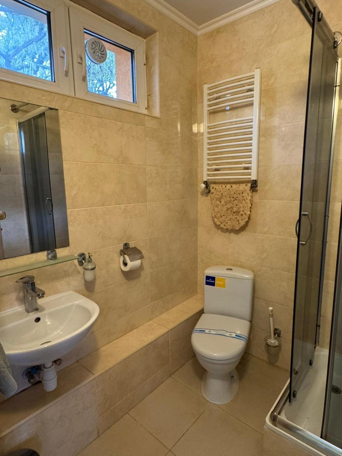 Arizona Hotel Ungvár Kültér fotó