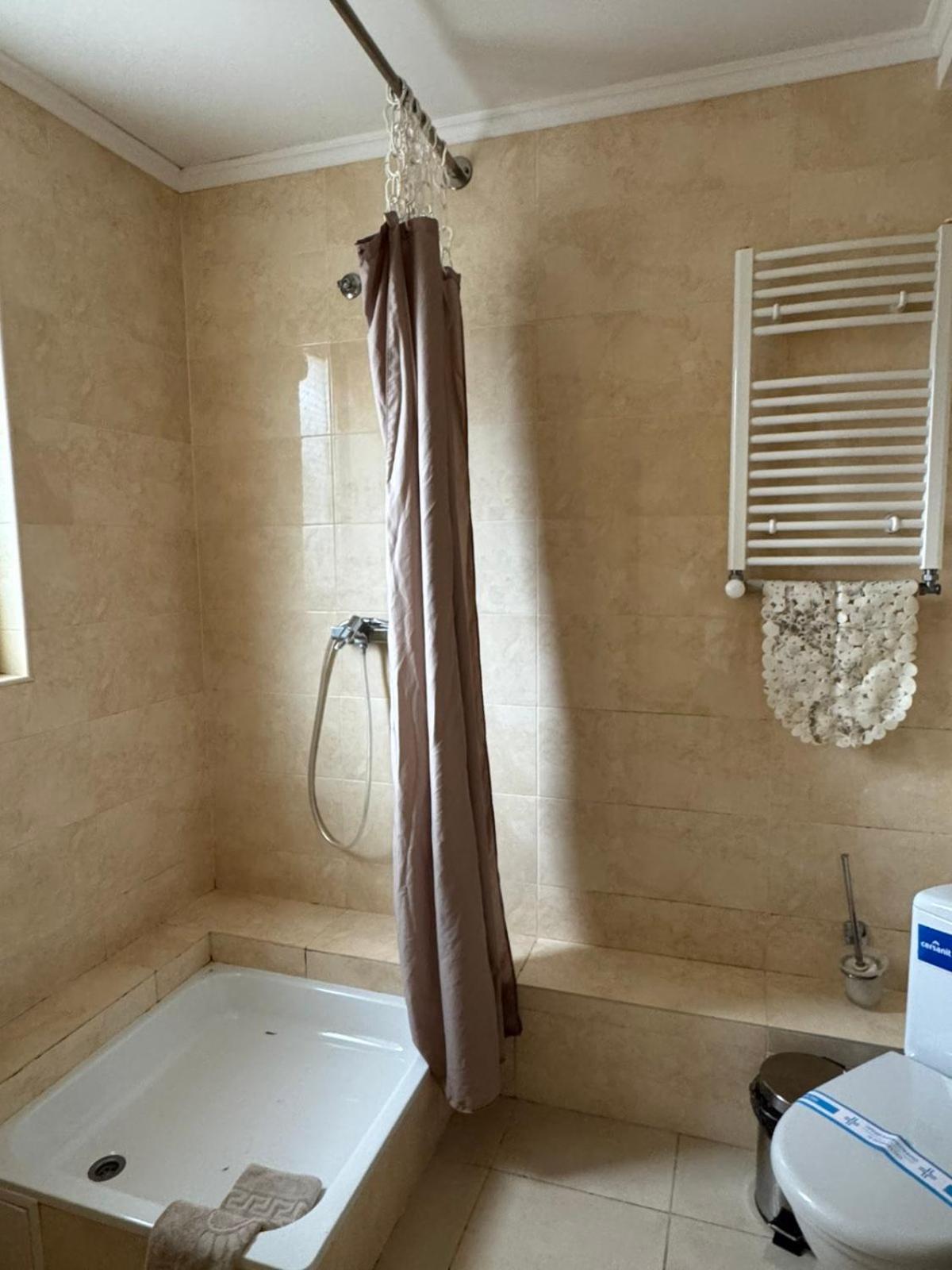 Arizona Hotel Ungvár Kültér fotó