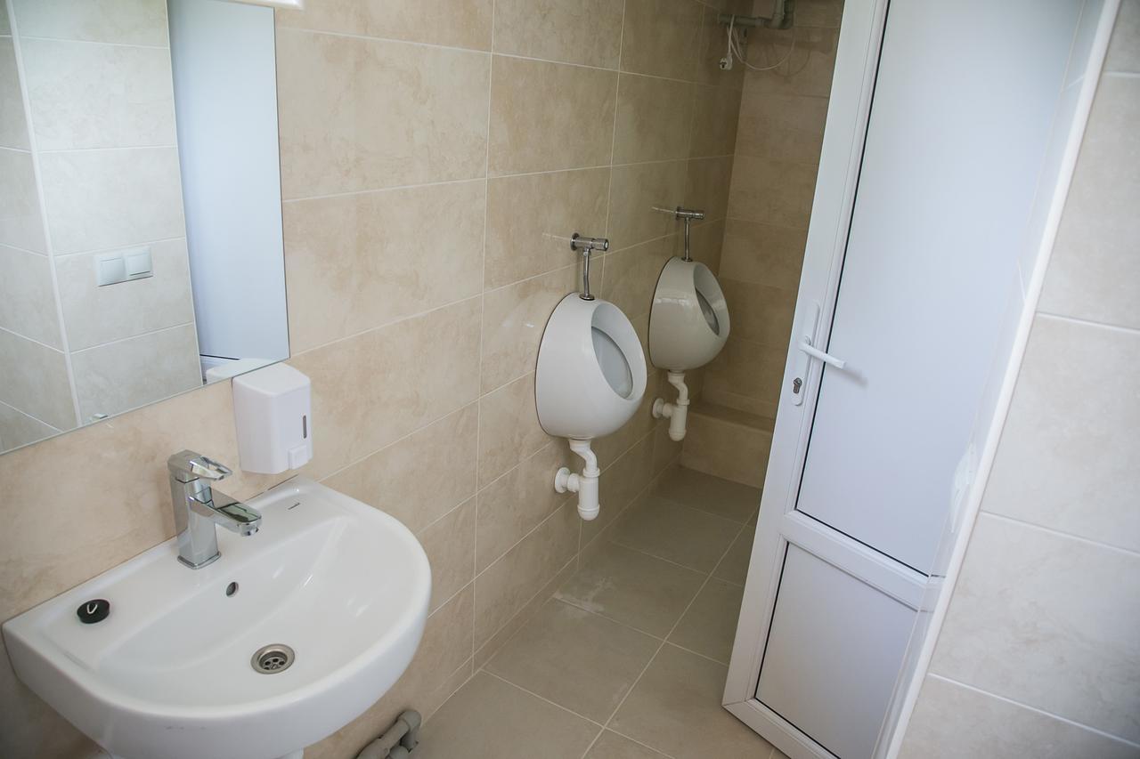 Arizona Hotel Ungvár Kültér fotó