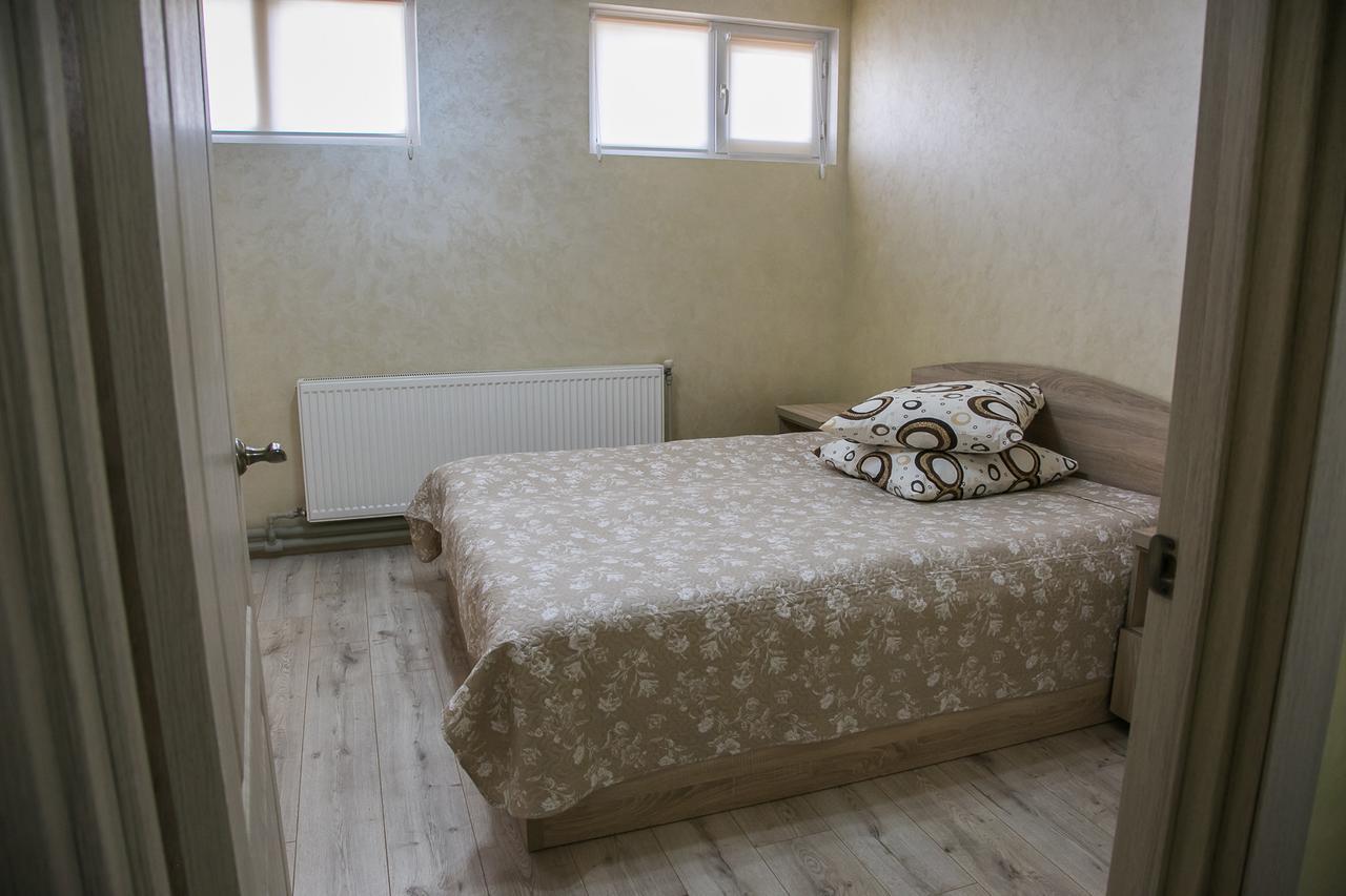 Arizona Hotel Ungvár Kültér fotó