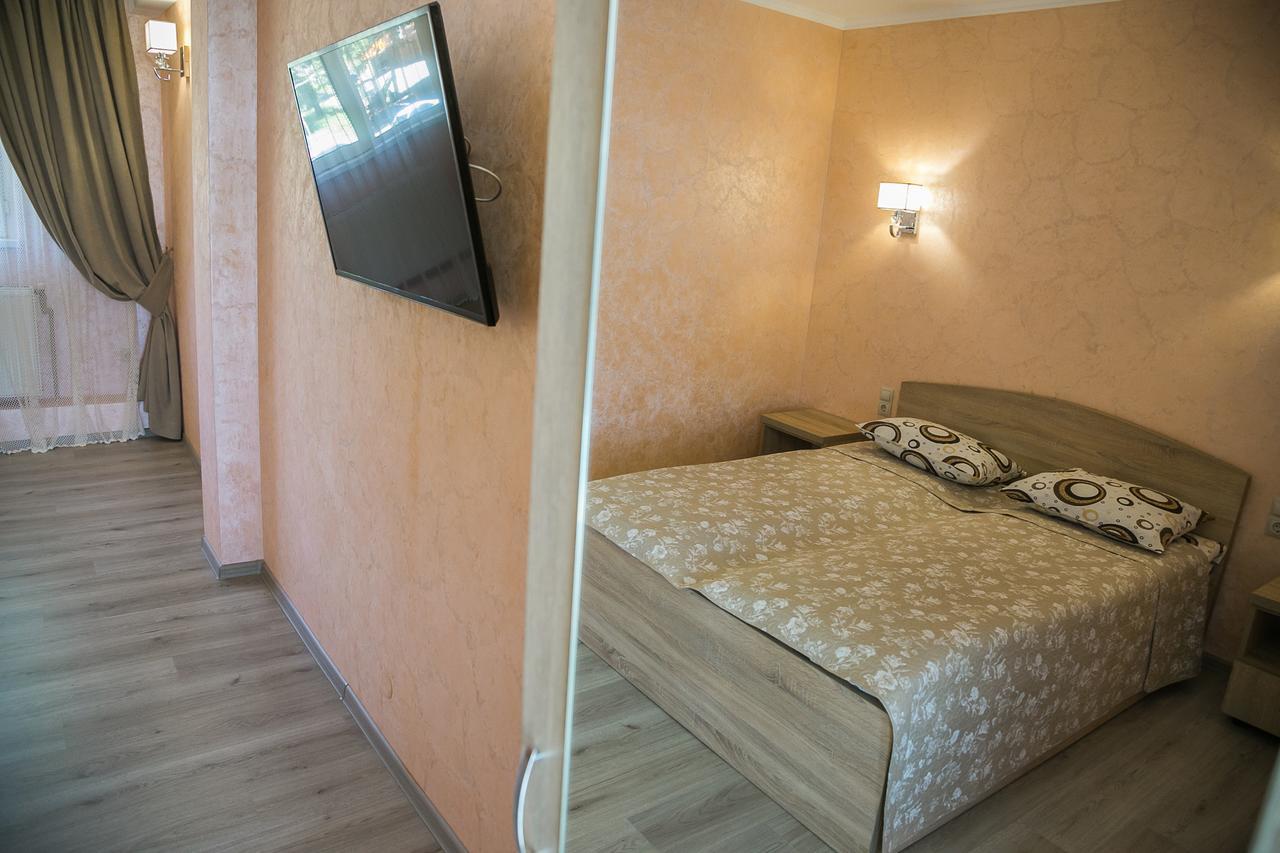 Arizona Hotel Ungvár Kültér fotó