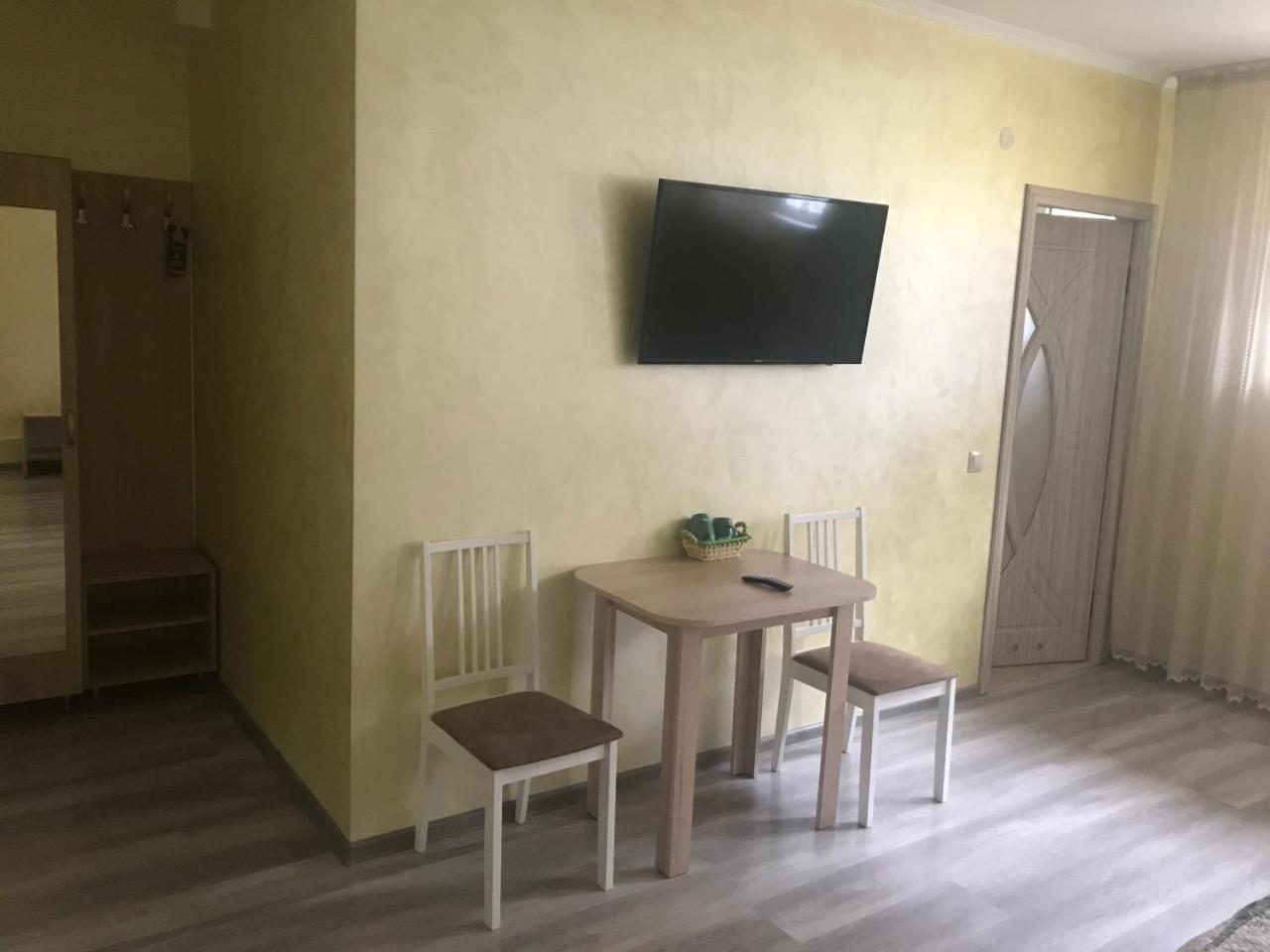 Arizona Hotel Ungvár Kültér fotó