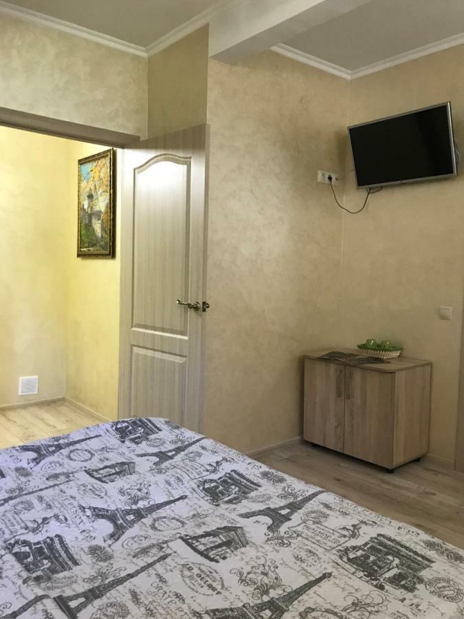 Arizona Hotel Ungvár Kültér fotó
